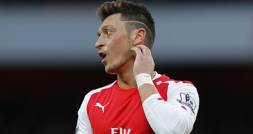 “Arsenal” türk futbolçu ilə müqaviləni uzadır