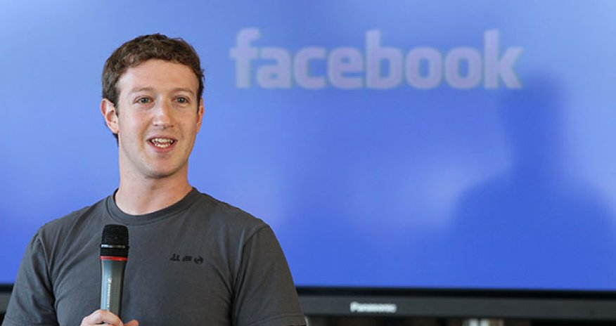 Facebook's Mark Zuckerberg pledges refugee camp internet access