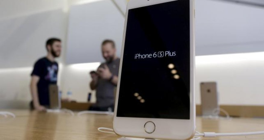 Apple reports record sales of iPhone 6s, 6s Plus in first weekend