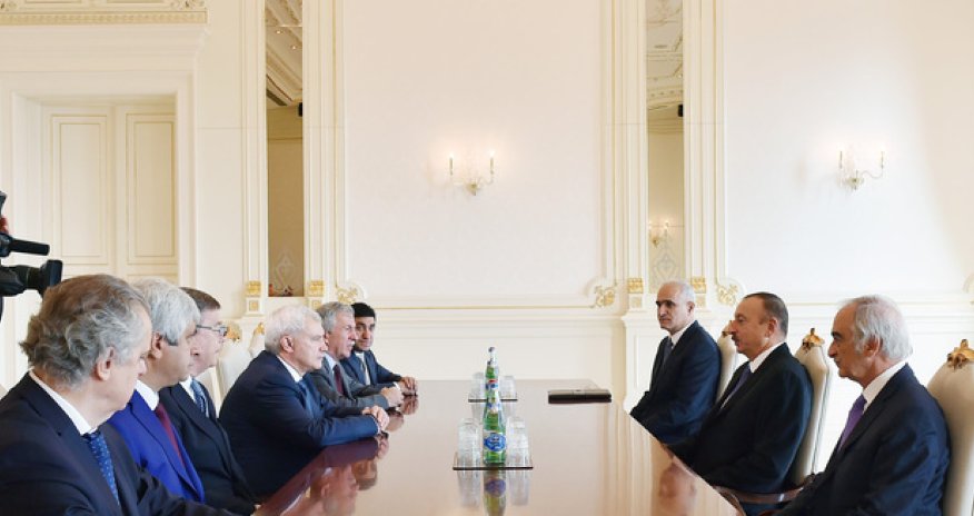 President Aliyev meets St Petersburg governor