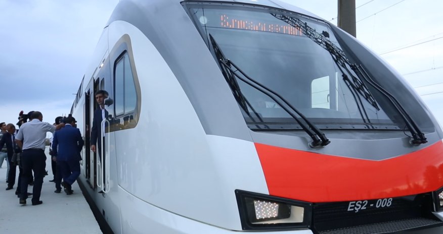 В ОБЪЕКТИВЕ: Довольны ли пассажиры сумгаитской электричкой?