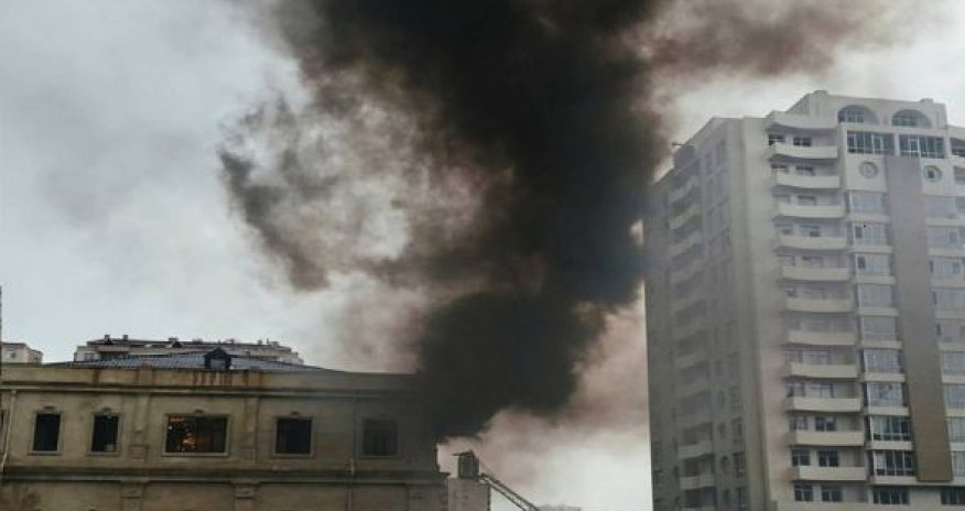 Bakıda güclü yanğın: 12 nəfər təxliyyə edildi