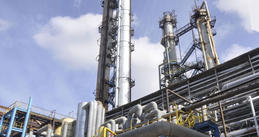 SOCAR, UOP sign Azerbaijan's refinery reconstruction agreement