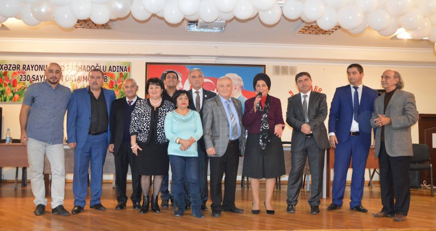  “Biz teatrı sevirik” layihəsi daha bir məktəbdə - Fotolar