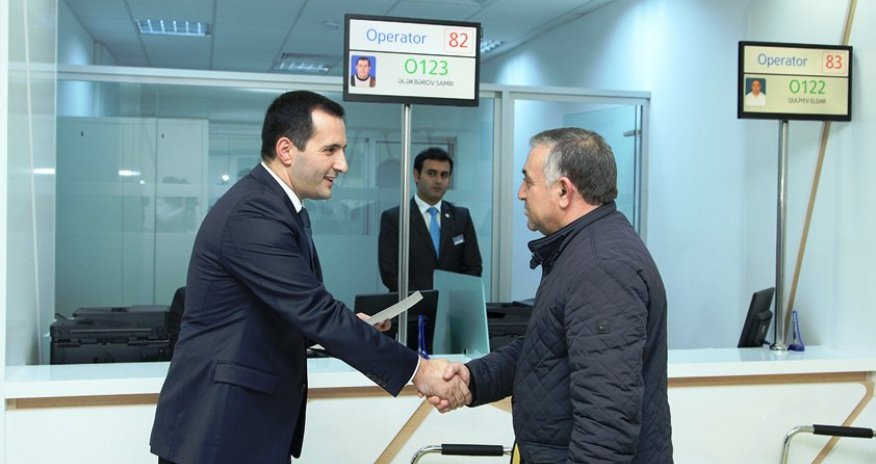 Nazirlik tərəfindən “ASAN xidmət” mərkəzində növbəti lisenziyalar verildi - Fotolar