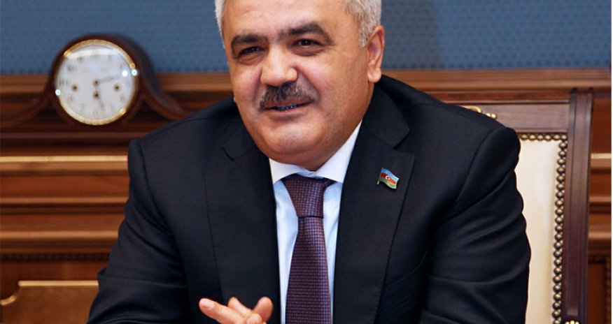 SOCAR says looks at stakes in Egypt oil refineries