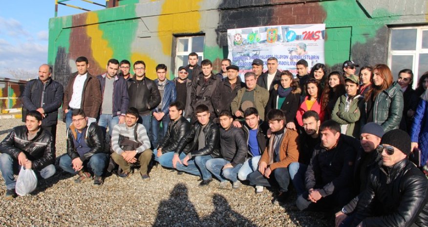 Azərbaycan jurnalistləri poliqonda - FOTOLAR