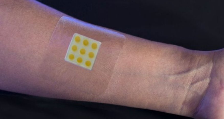 Colour-changing dressing 'fights antibiotic resistance'