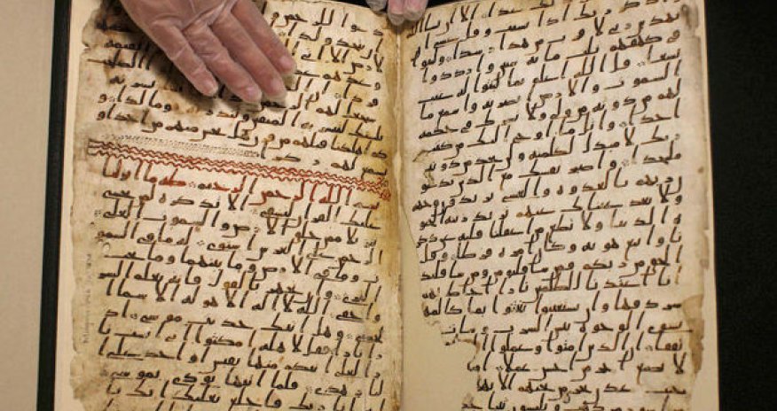 Bakıda 20 min manata Quran satılır - FOTO