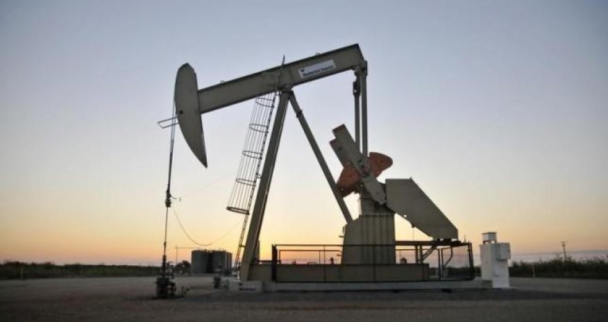 Azerbaijan Jan-Oct oil output falls 2 pct year on year