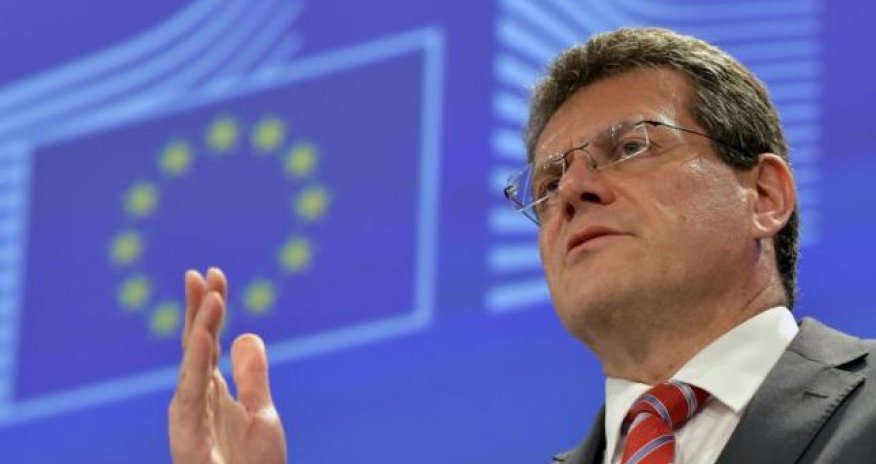 EU energy boss wants urgent push for closer energy union