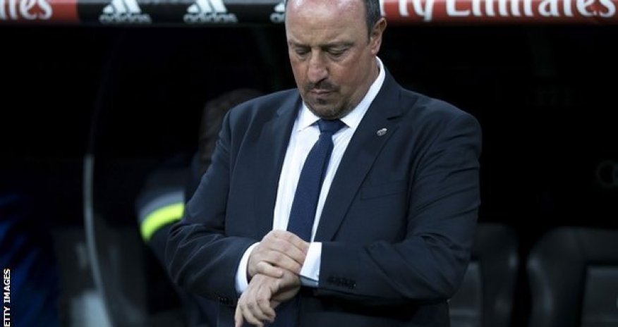 Rafael Benitez: Real Madrid president gives boss full support