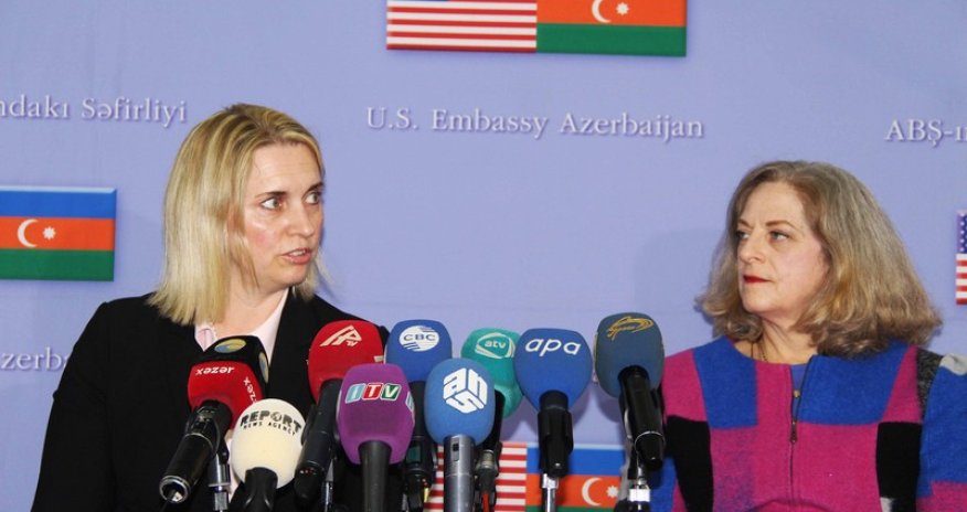 Бринк: энергетика, безопасность и демократия – приоритеты США - ФОТО