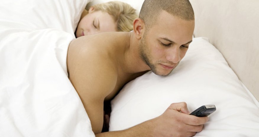 Seven signs your man's being unfaithful