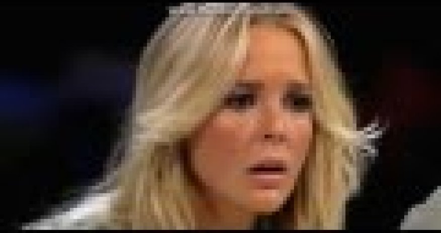 РАЗНОЕ: Девочка очаровала всех своим талантом