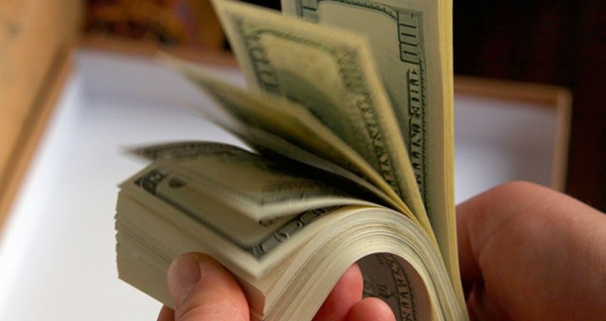 Dolların bu günə olan rəsmi - Məzənnəsi