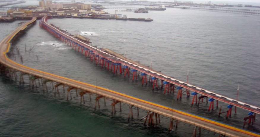 Three SOCAR workers missing after storm hits Oil Rocks in Caspian