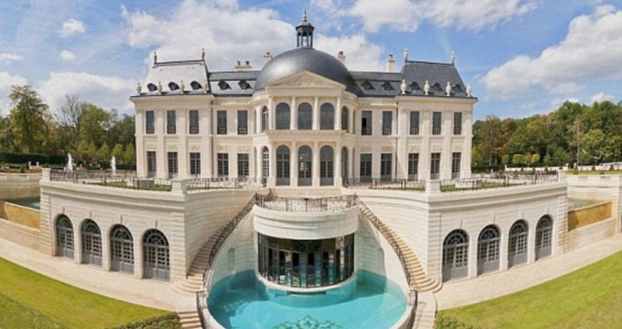 Paris chateau becomes the most expensive property in the world