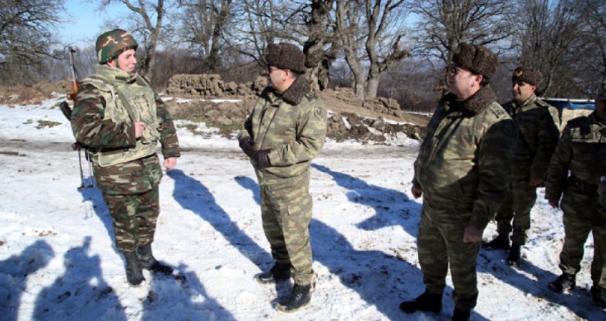 Azerbaijan: Defense minister visits troops on front-line