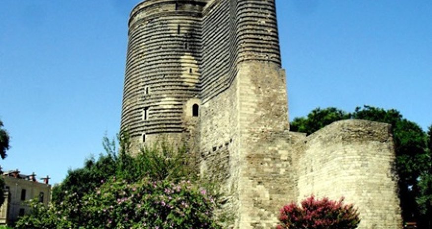Azerbaijan heritage journal IRS published in Vietnamese