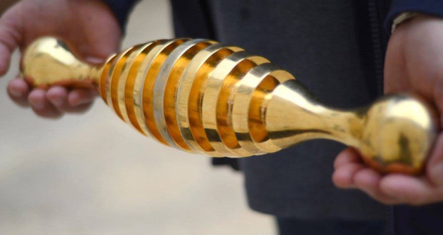 Mind-blowing truth behind mysterious gold relic found buried in cemetery