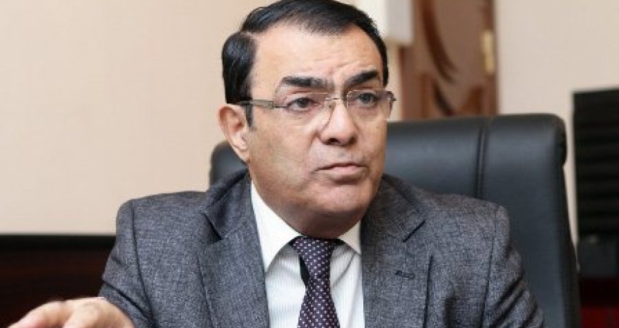 Директор театра покидает должность