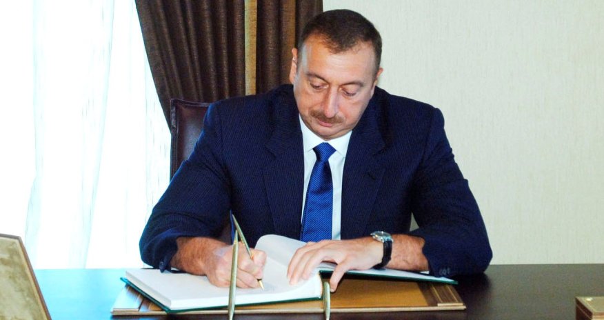 Azərbaycanın mədəniyyət xadimlərinə fəxri adlar verildi - SİYAHI