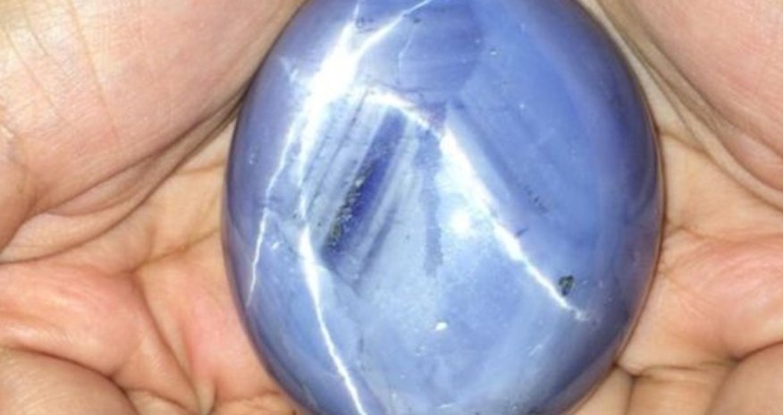 How the world's biggest sapphire grew so large