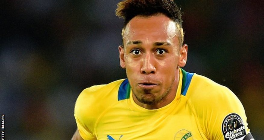 Pierre-Emerick Aubameyang beats Yaya Toure to Caf award
