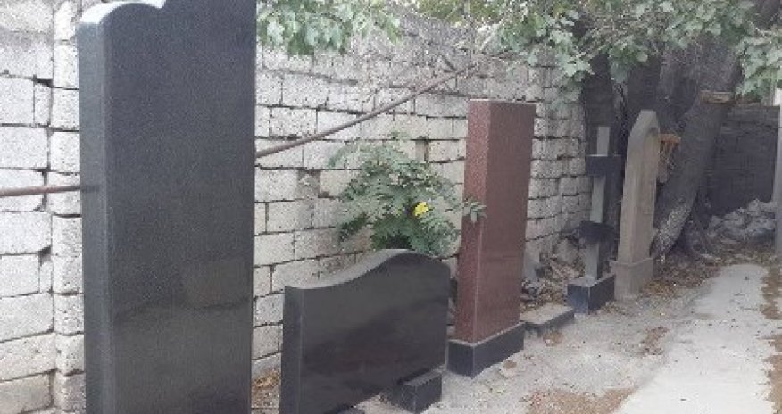 “Baş daşı” da bahalaşdı