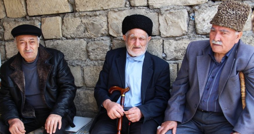 Бакинцы разных поколений -  ФОТО