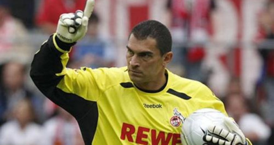 “Qalatasaray”ın əfsanəvi qapıçısı intihara cəhd etdi