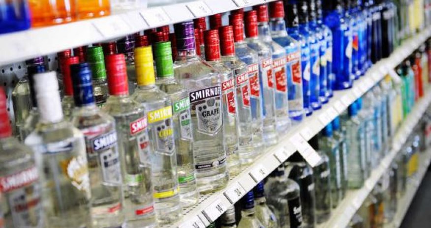 Azerbaijan government suspends alcohol law