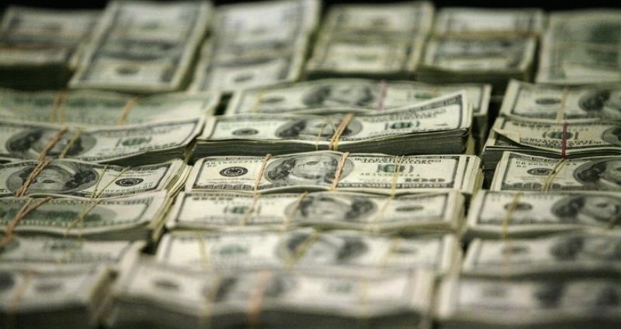 Dolların bu günə olan - Məzənnəsi