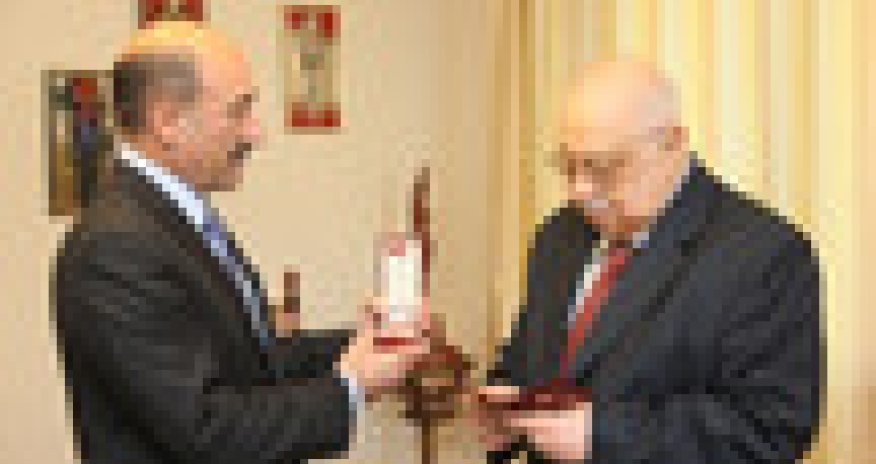 Министр в квартире народного писателя