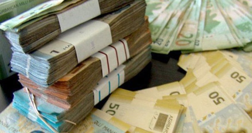 Nazir: Pullar oğurlanıb, bunu açıq şəkildə etiraf etməliyəm