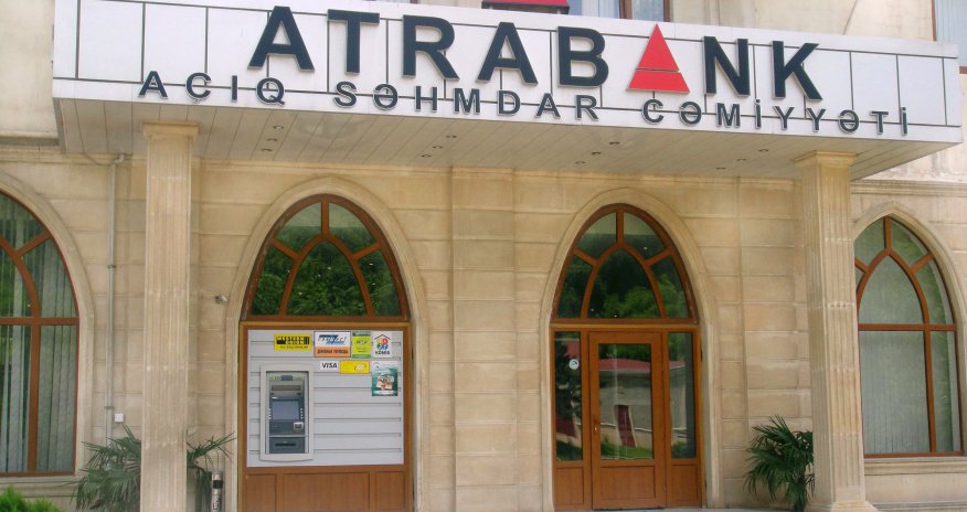 Azerbaijan rushes to shut banks before law on insuring deposits