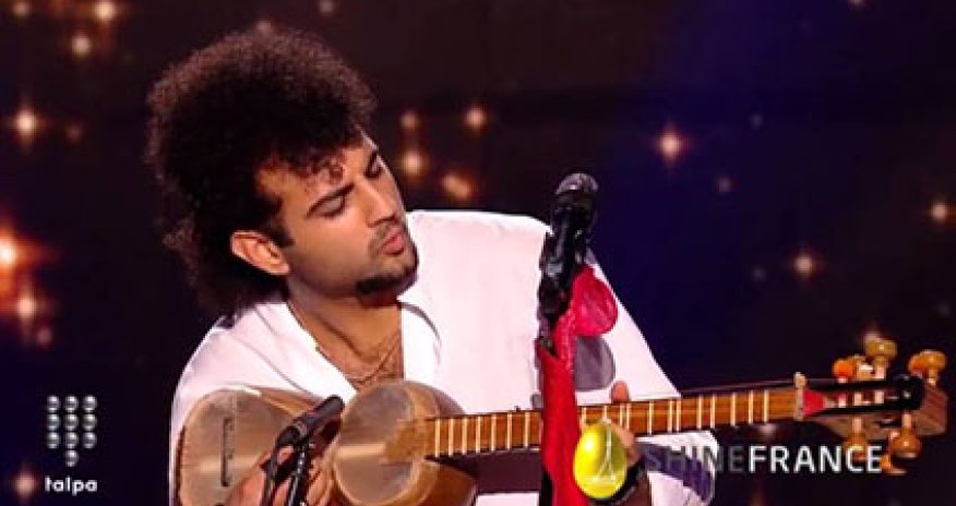 Azərbaycanlı ifaçı tarı ilə Fransanı heyran qoydu