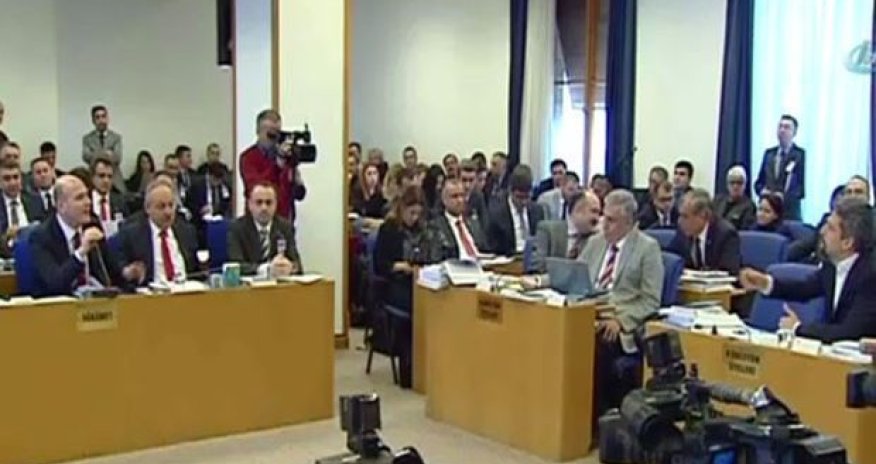 Конфликт в турецком парламенте