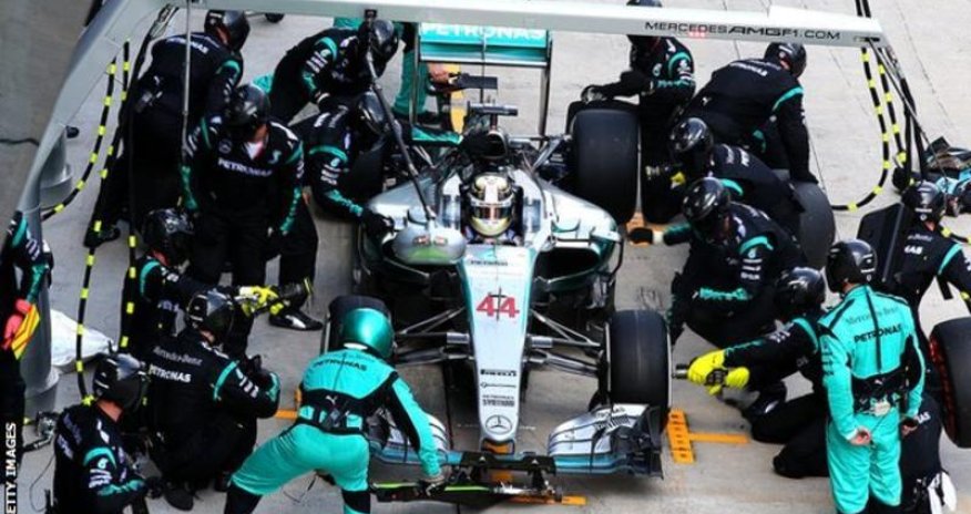 Head protection: Formula 1 agrees to bring in 'halo' for 2017