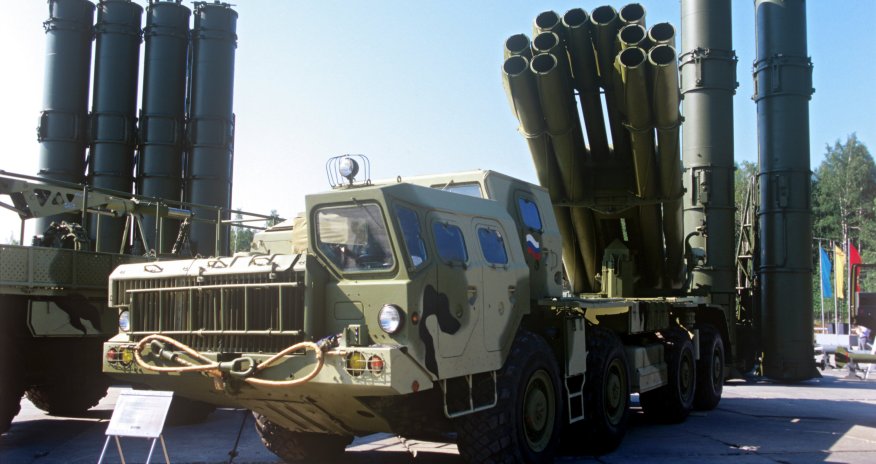 Azerbaijan protests Russia for arming Armenia