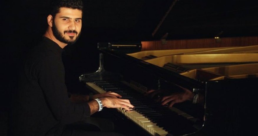 Etibar Əsədli: “Mən Azərbaycan musiqisini dünya miqyasında görmək istəyirəm” – MÜSAHİBƏ