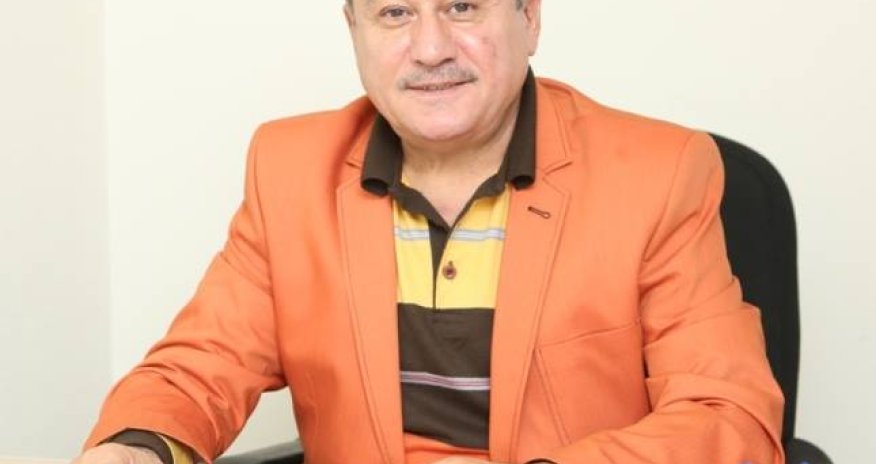 Əbülfəs Qarayev Musiqili Teatrın Baş baletmeysterini mükafatlandırdı