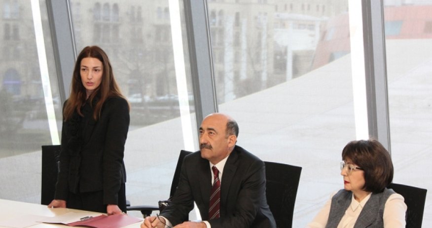 Xalça Muzeyinə direktor təyin olundu