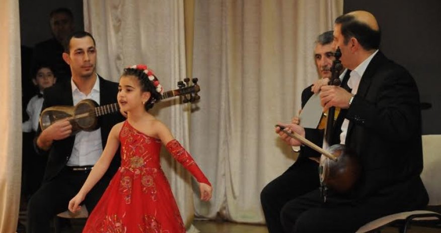 “Səhnəyə ilk addım” konserti keçirildi