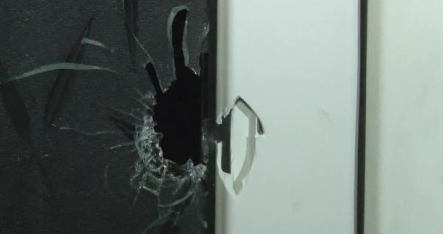 Ermənilər yaşayış evini gülləbaran etdi - FOTO