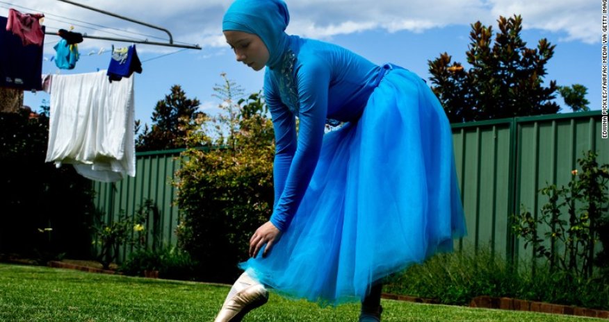 Hijabi ballerina: Aussie teen Stephanie Kurlow melds grace and modesty
