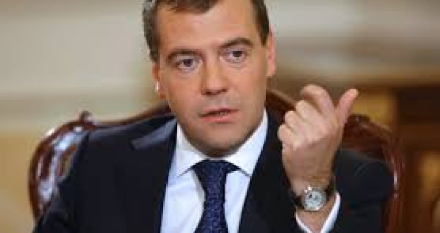 Medvedev to visit Baku to hold talks with Azerbaijan's leadership