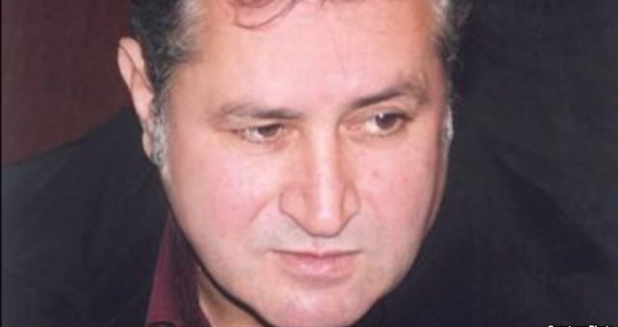 E-kitab: Elçin Hüseynbəyli - Kəndə gün çıxanda qayıdacağıq