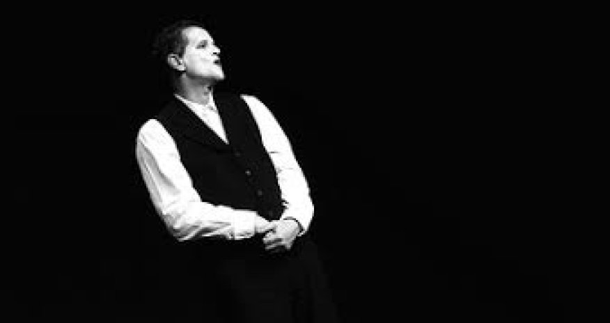 Məşhur fransalı  aktyor Bakiya  gəlir